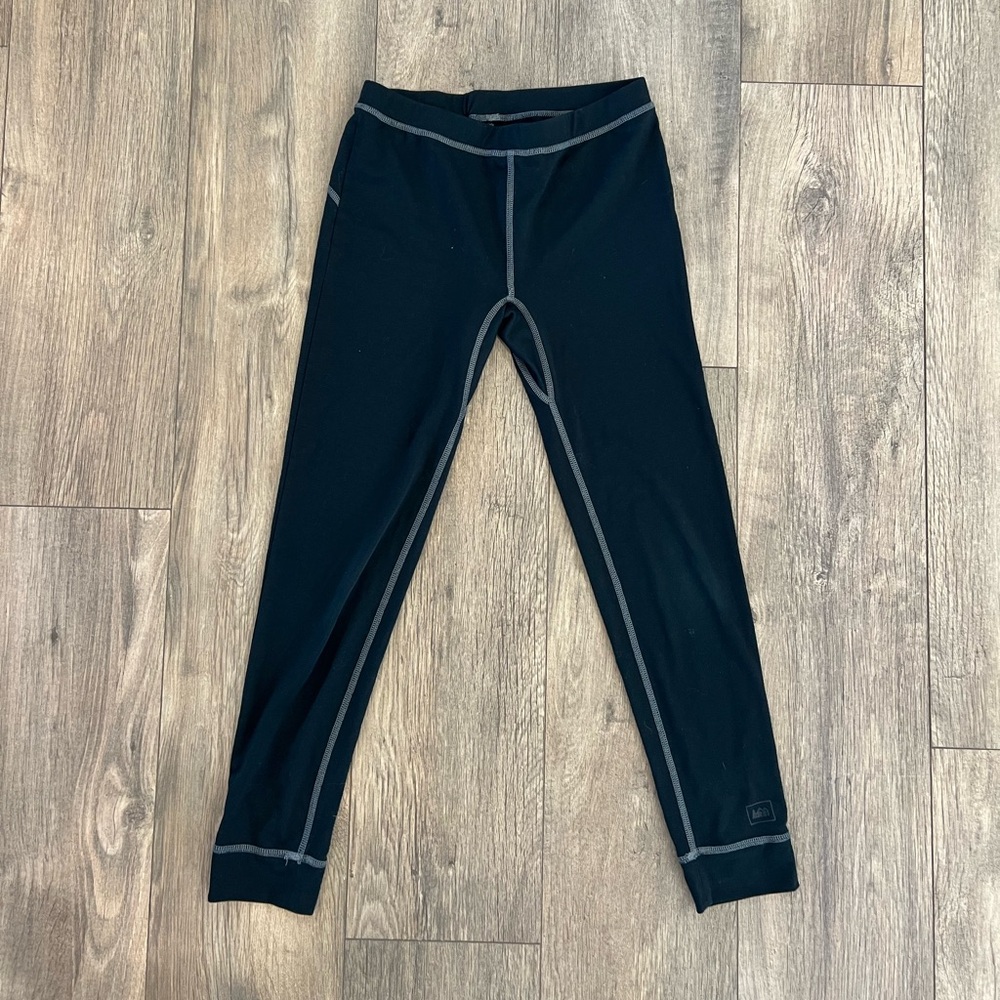 REI boys long underwear black size 10-12